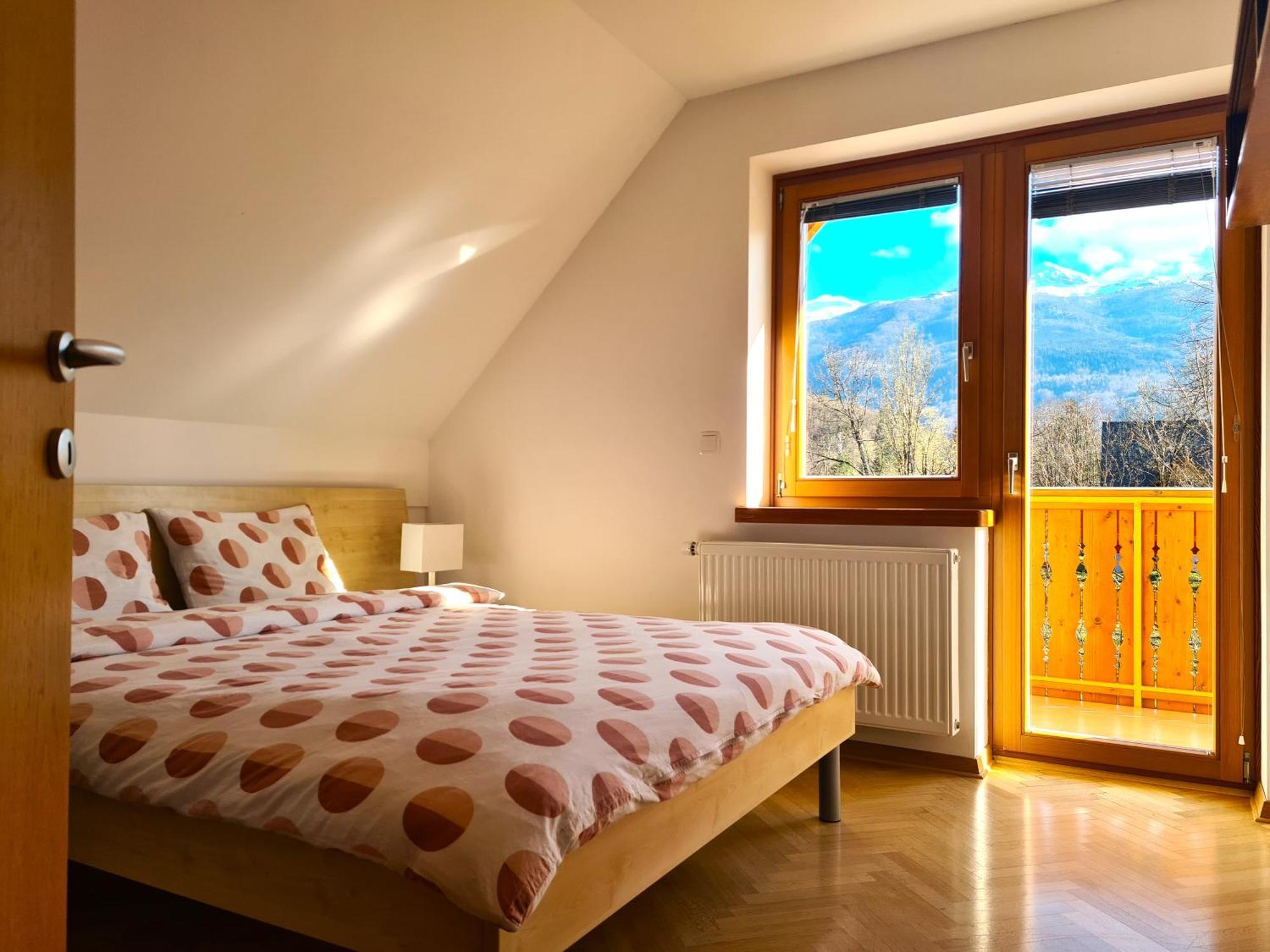 Residence Aurora, Бохинь Экстерьер фото