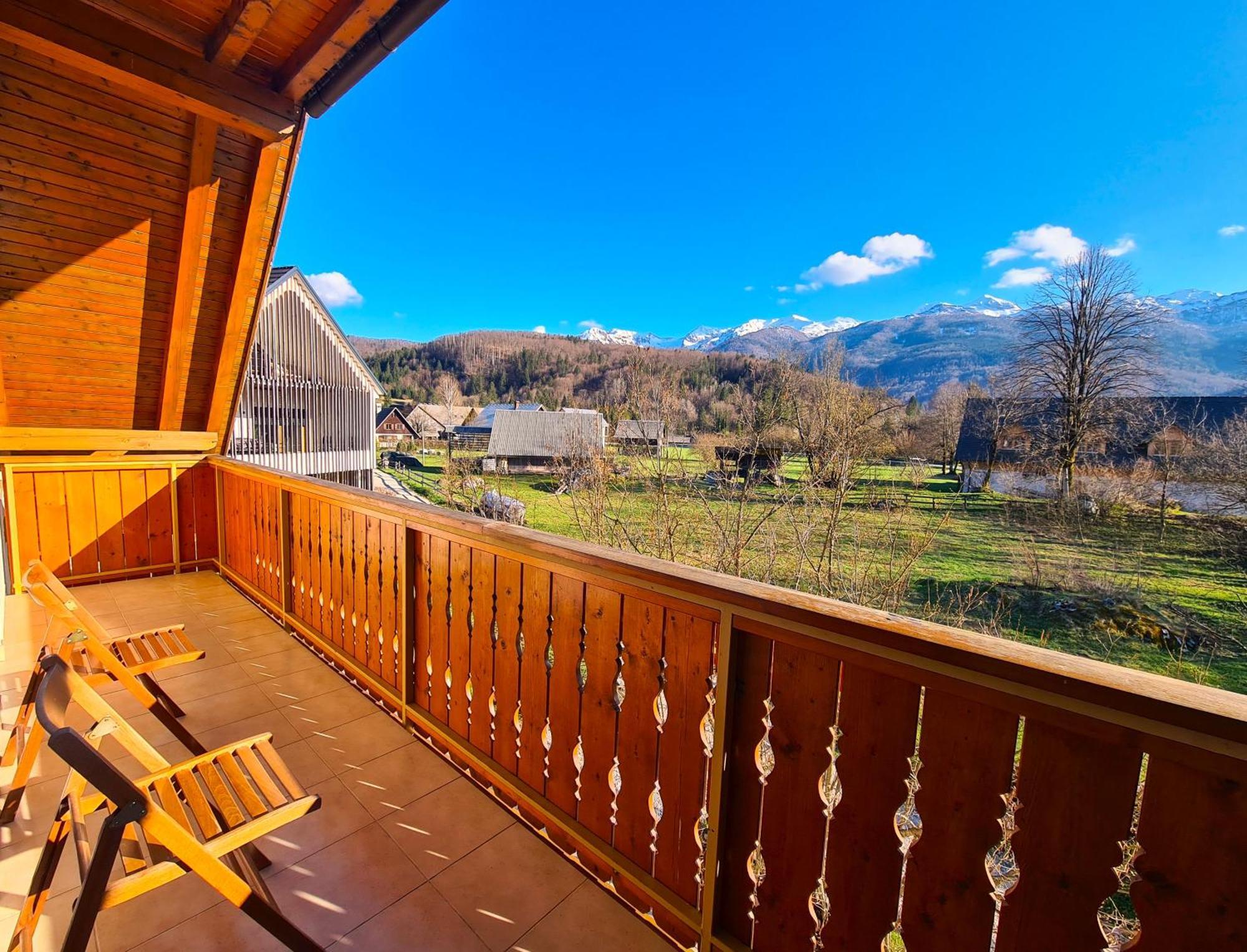 Residence Aurora, Бохинь Экстерьер фото